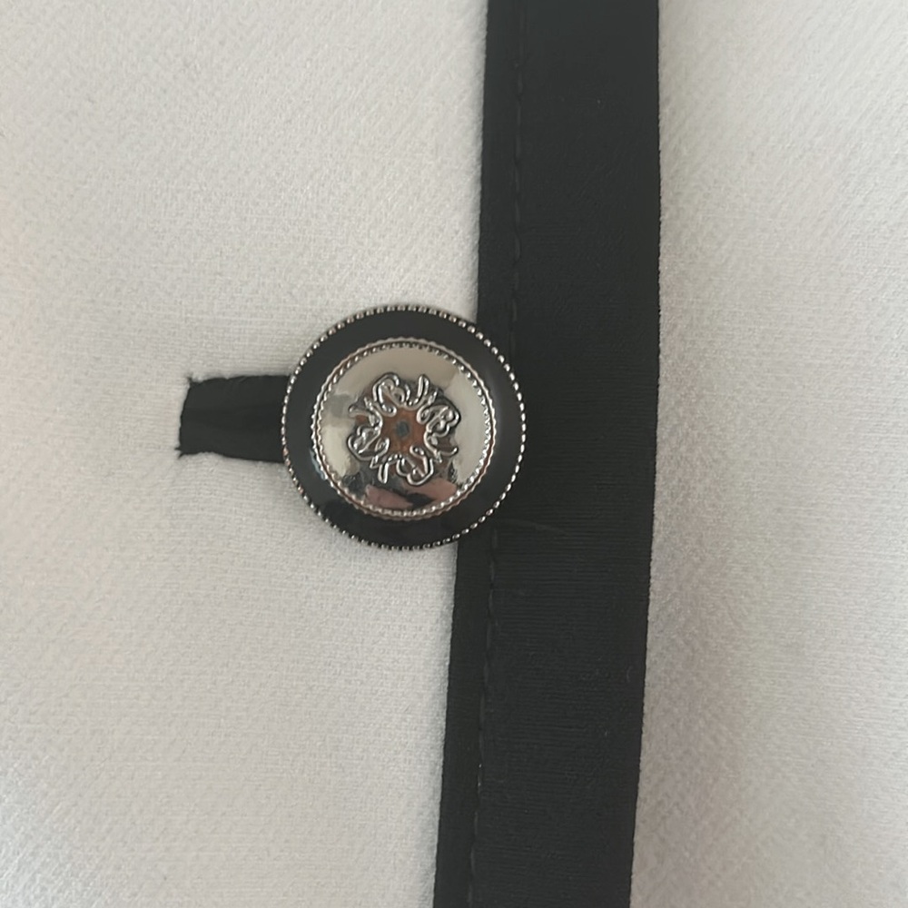 White House Black Market Black and White Blazer with Contrast Trim-brand new! - Picture 4 of 7